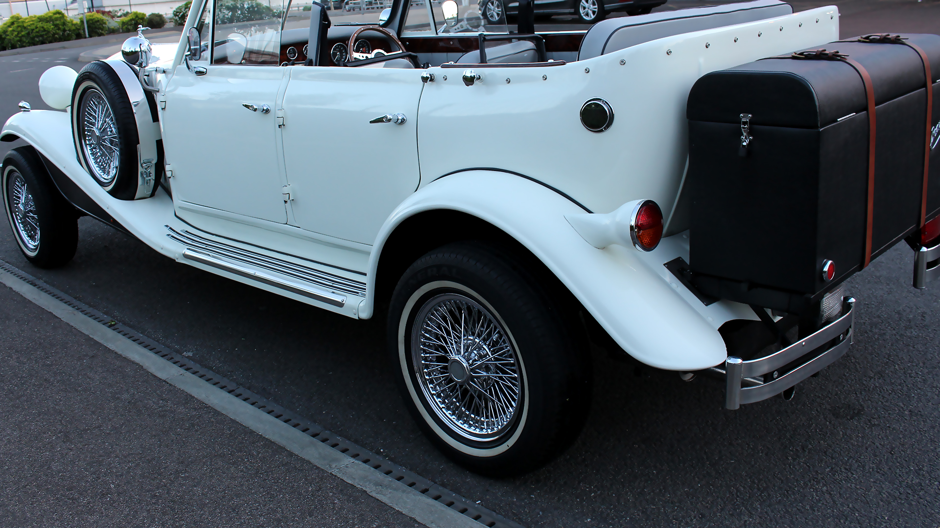 Prasads Automotive Bentley Beauford